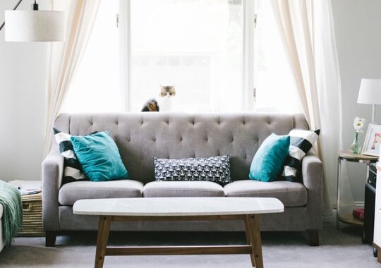 living-room-ga3137b681_640
